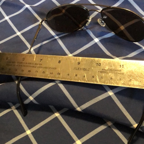 All black aviator sunglasses - Picture 4 of 4